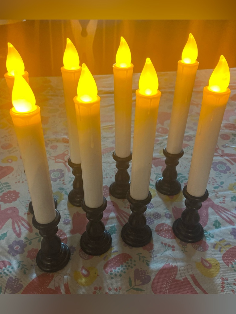 LED Window Candles 9.5” Flickering Lights 8PCS Battery Operated On/Off Switch